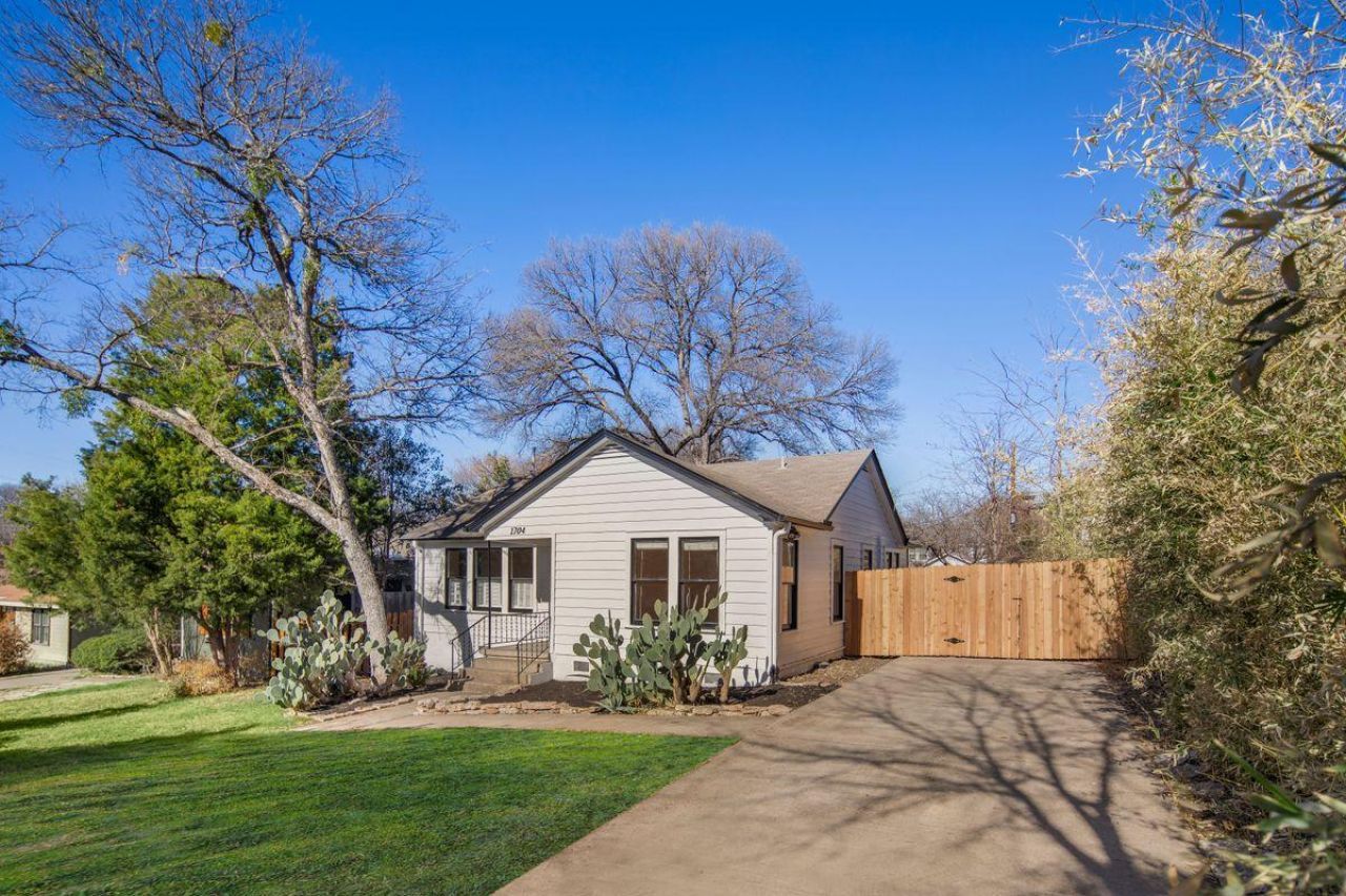 1704 Northwood Rd, Austin, TX 78703 Main Photo