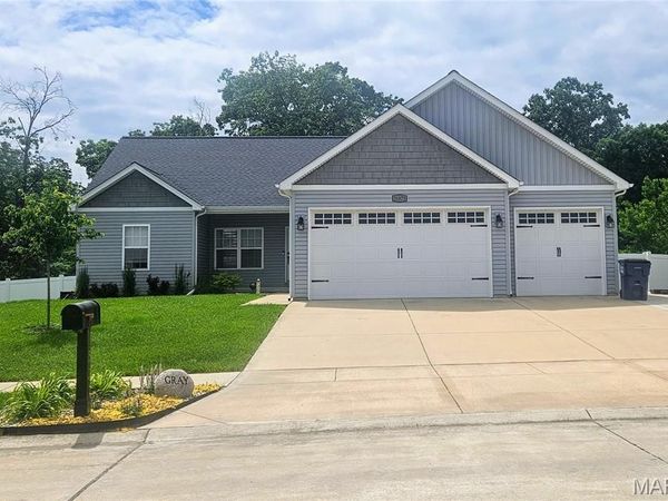 10705 Trenton Lane, Foristell, MO 63348