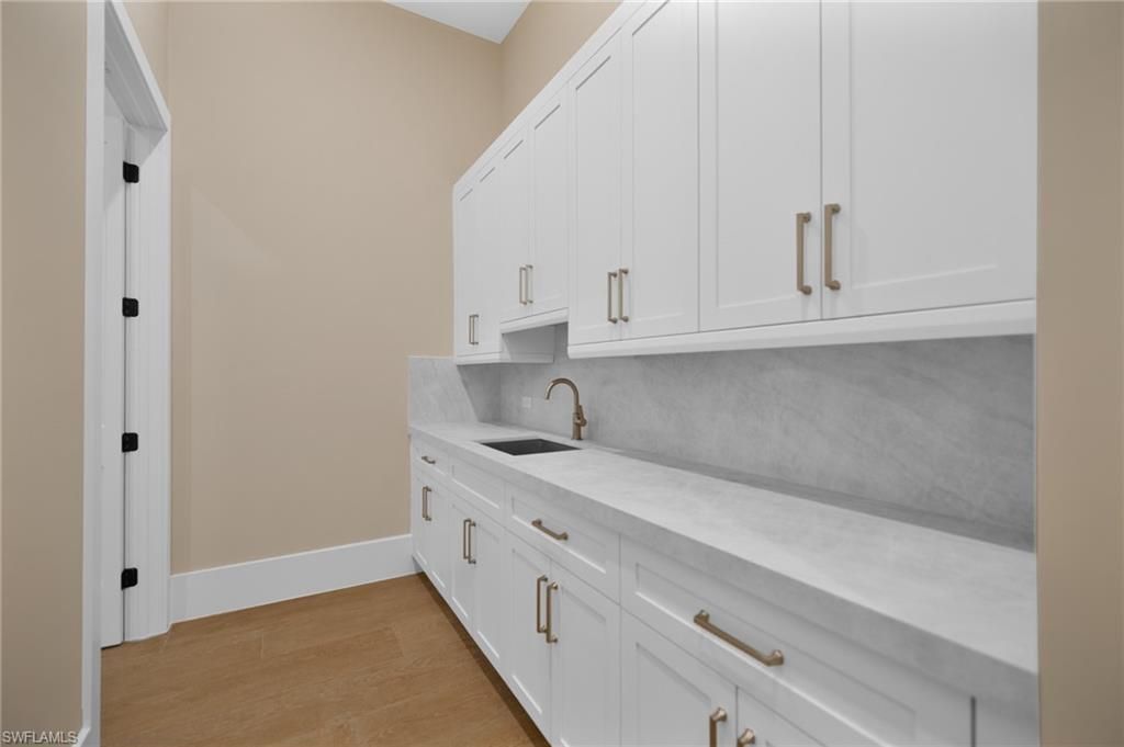 538 13th St Sw, Naples, FL 34117 Photo