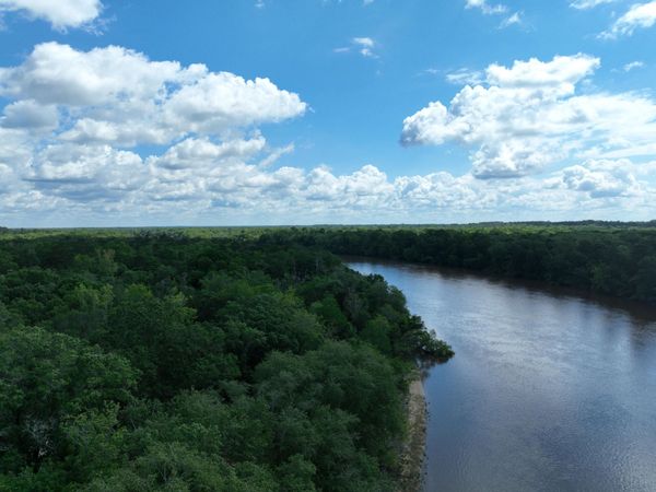 7** Big Cedar Road, Ponce De Leon, FL 32455