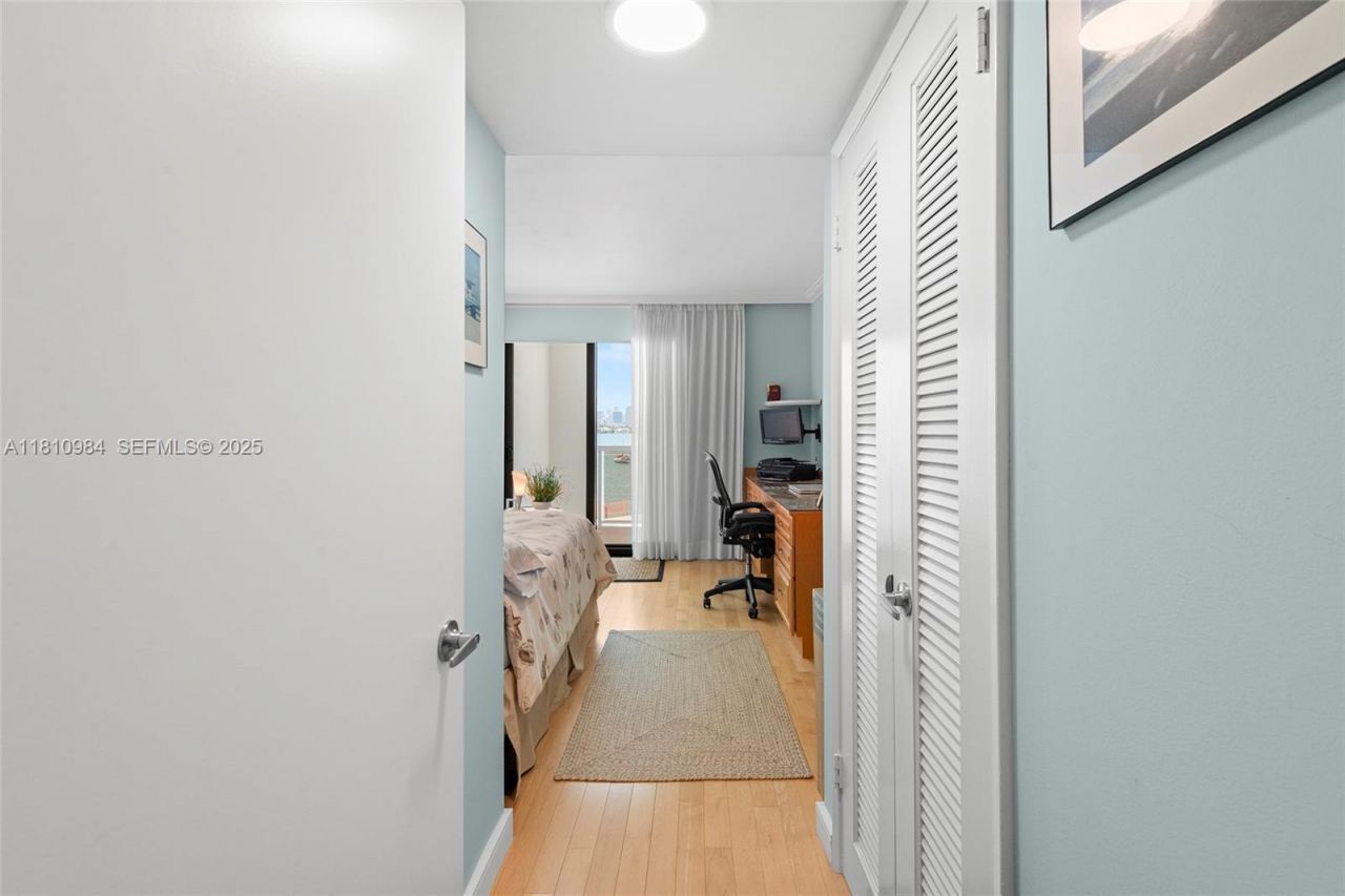 9 Island Ave, Unit 505, Miami Beach, FL 33139 Photo