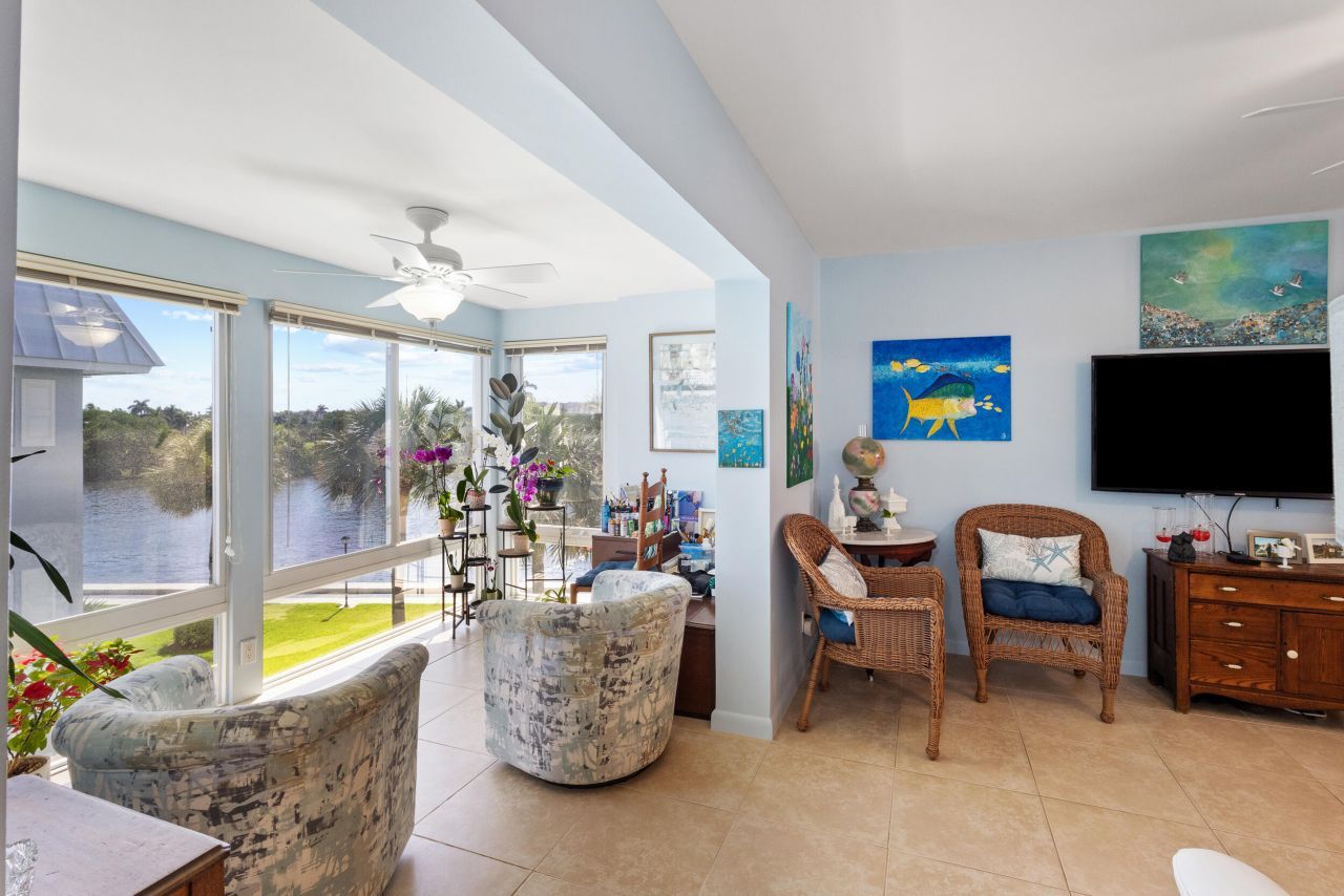 7 Colonial Club Drive, Unit 300, Boynton Beach, FL 33435 Photo