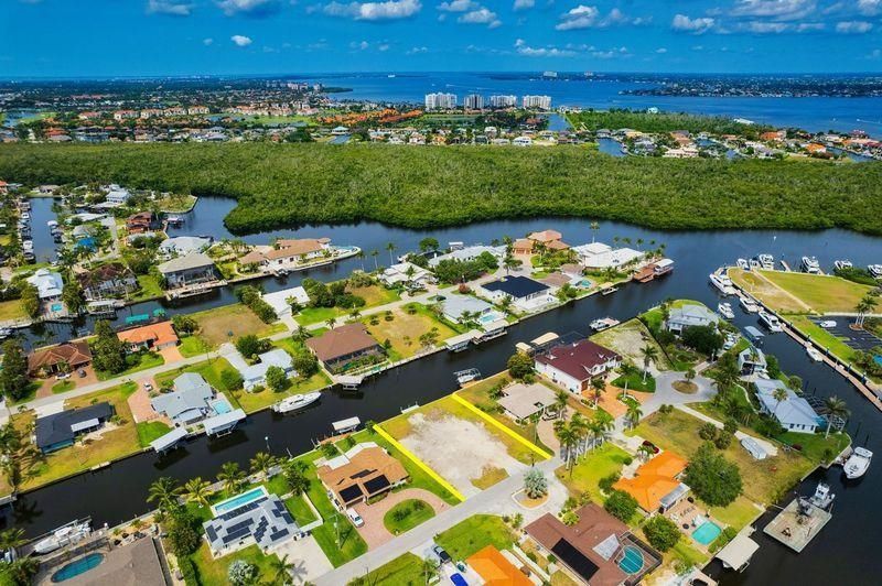 122 Placid Dr, Fort Myers, FL 33919 Photo