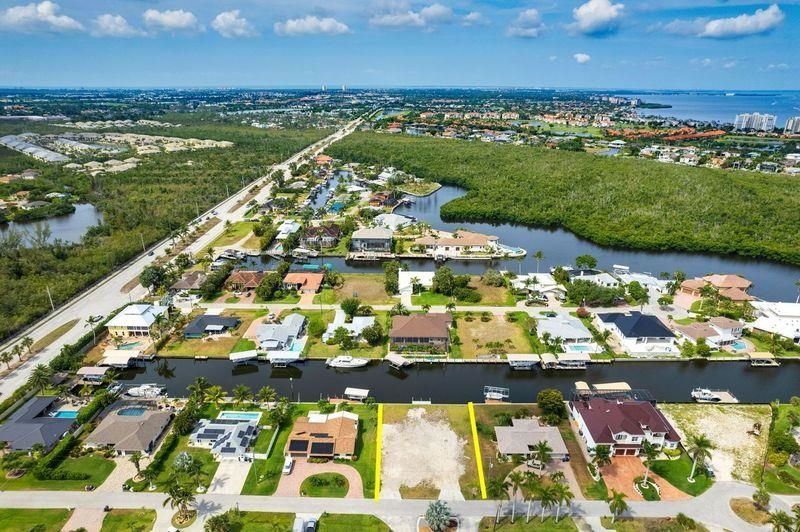 122 Placid Dr, Fort Myers, FL 33919 Photo