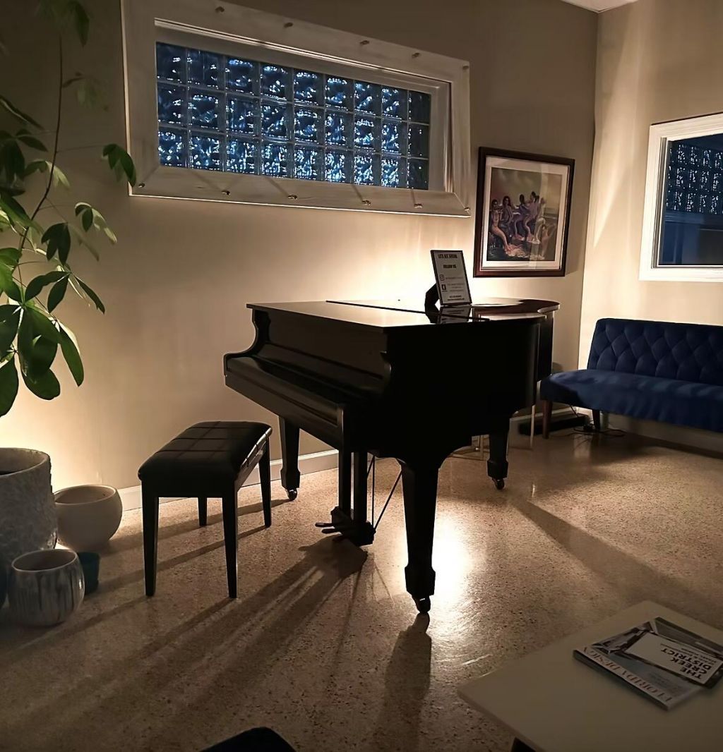 901 SE Johnson Avenue, Stuart, FL 34994 Photo