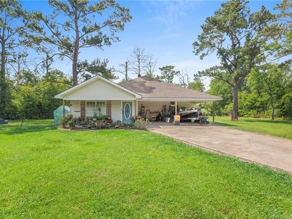 512 Gist Lane, Lake Charles, LA 70611