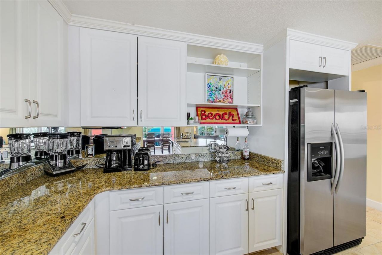 301 S Gulfview Boulevard, Unit 301, Clearwater Beach, FL 33767 Photo