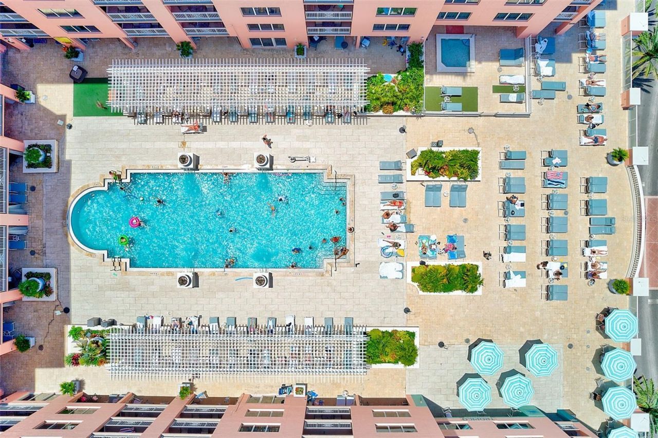 301 S Gulfview Boulevard, Unit 301, Clearwater Beach, FL 33767 Photo