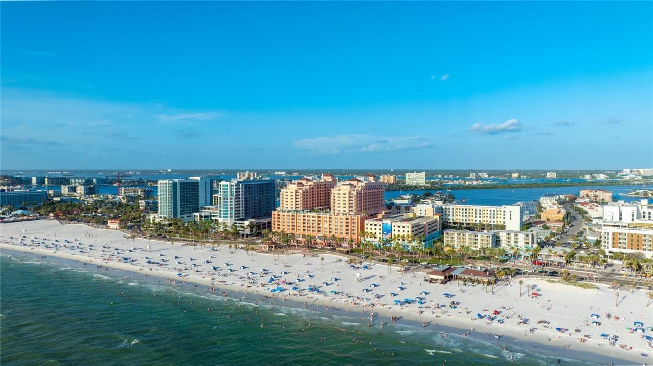 301 S Gulfview Boulevard, Unit 301, Clearwater Beach, FL 33767 Photo