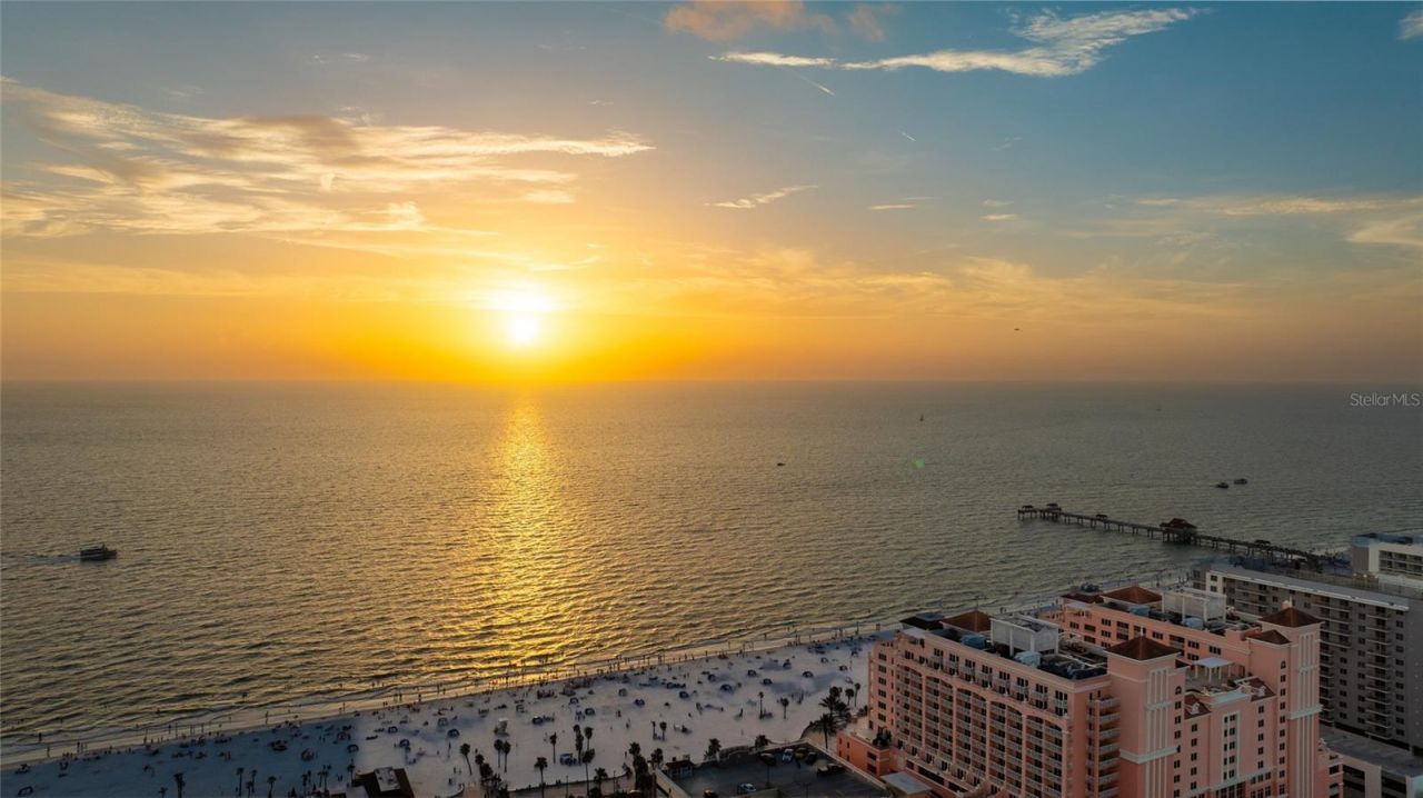 301 S Gulfview Boulevard, Unit 301, Clearwater Beach, FL 33767 Photo