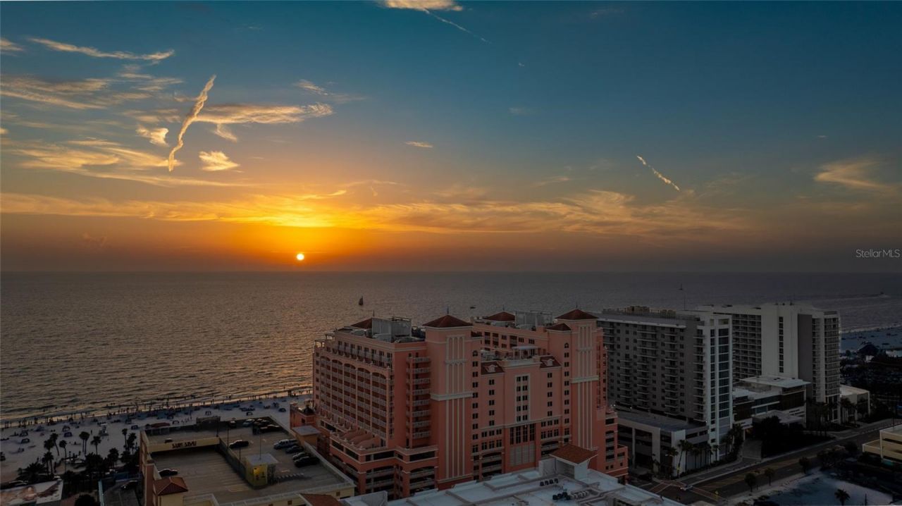 301 S Gulfview Boulevard, Unit 301, Clearwater Beach, FL 33767 Photo