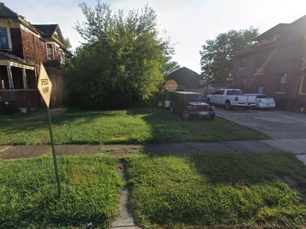 1586 Bewick Street, Detroit, MI 48214