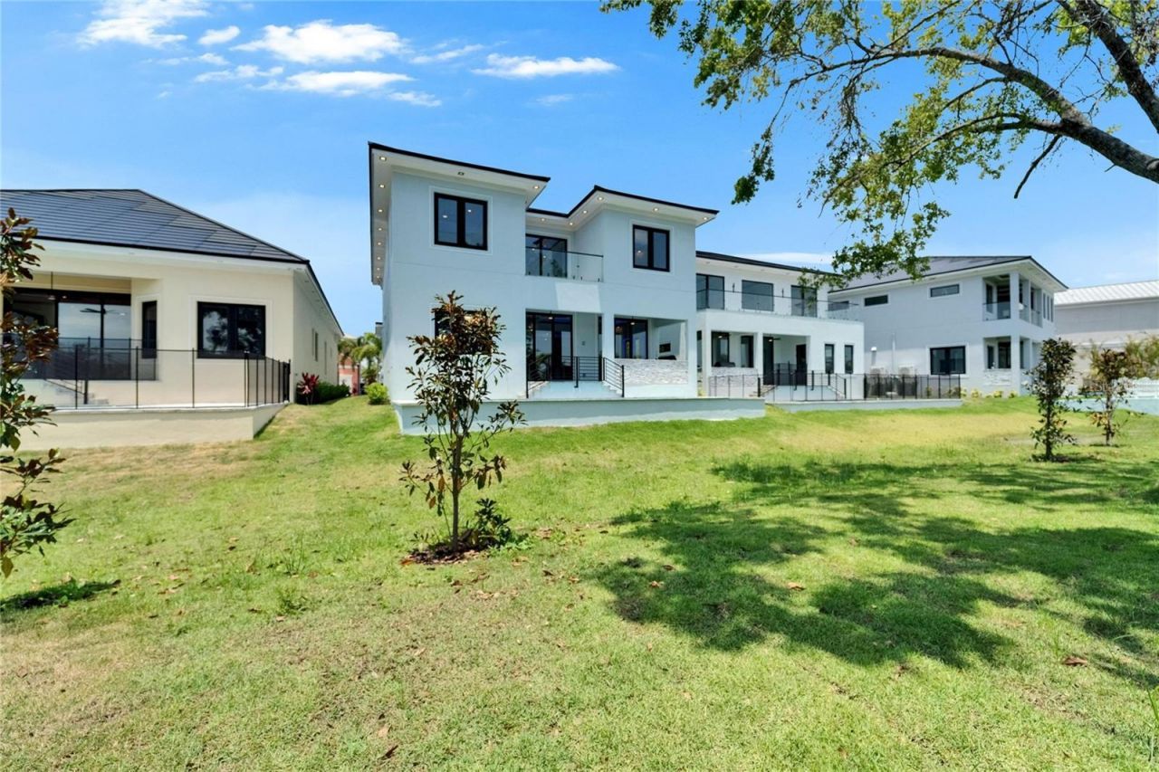 6530 Simone Shores Circle, Apollo Beach, FL 33572 Photo