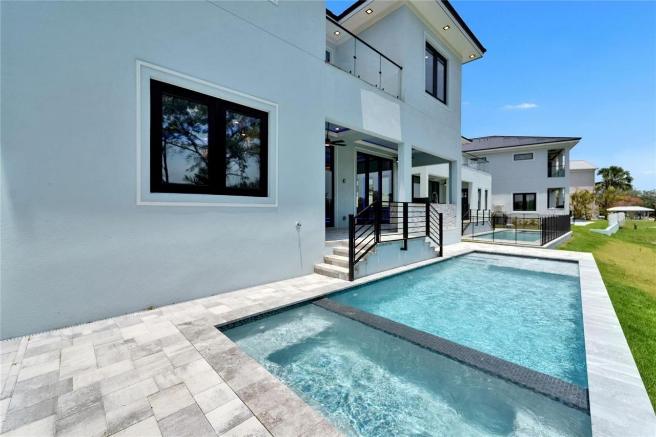 6530 Simone Shores Circle, Apollo Beach, FL 33572 Photo