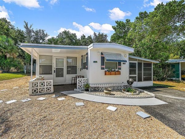 11750 HICKORY LANE, TAVARES, FL 32778