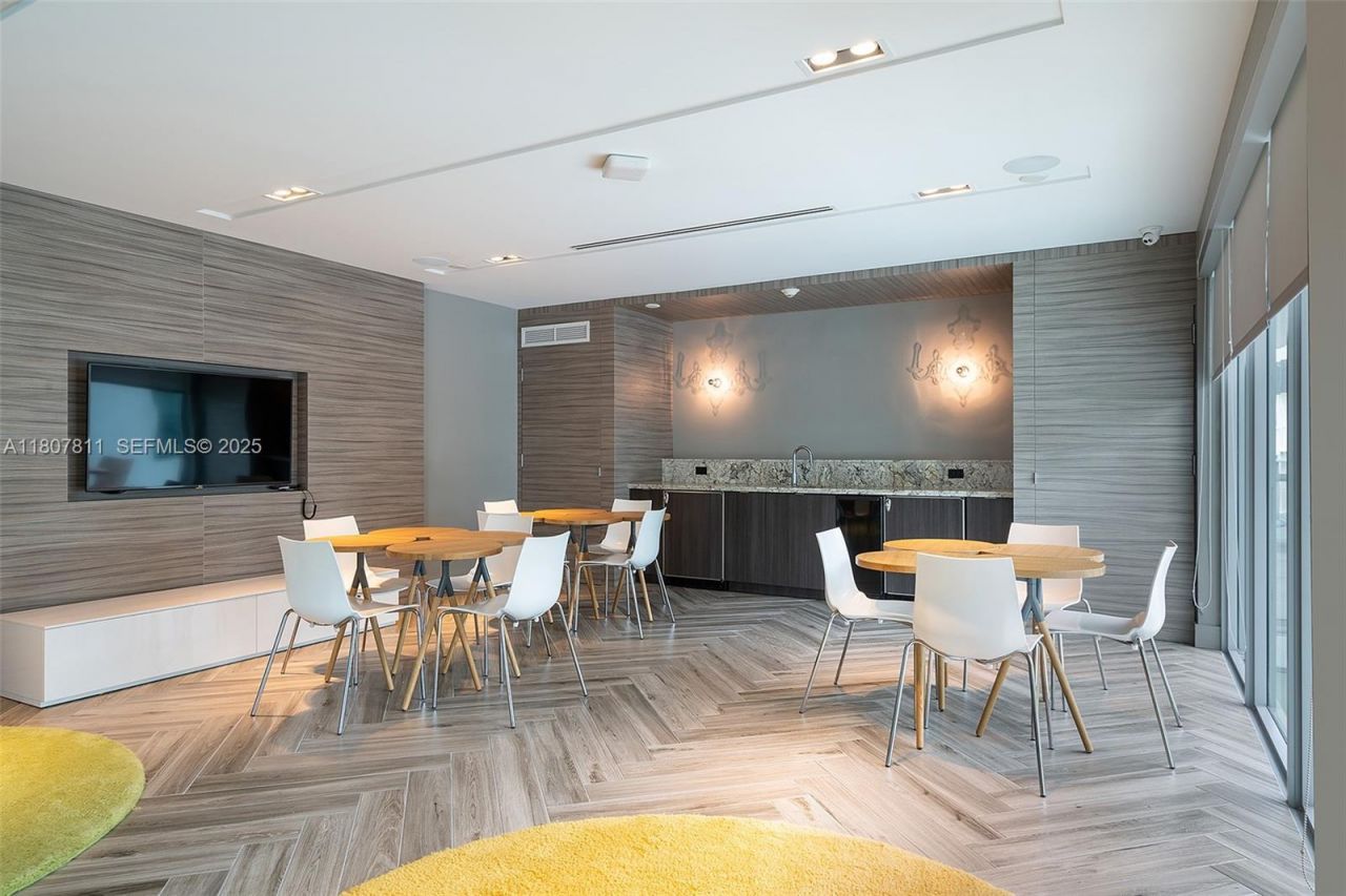 1600 SW 1st Ave, Unit 711, Miami, FL 33129 Photo