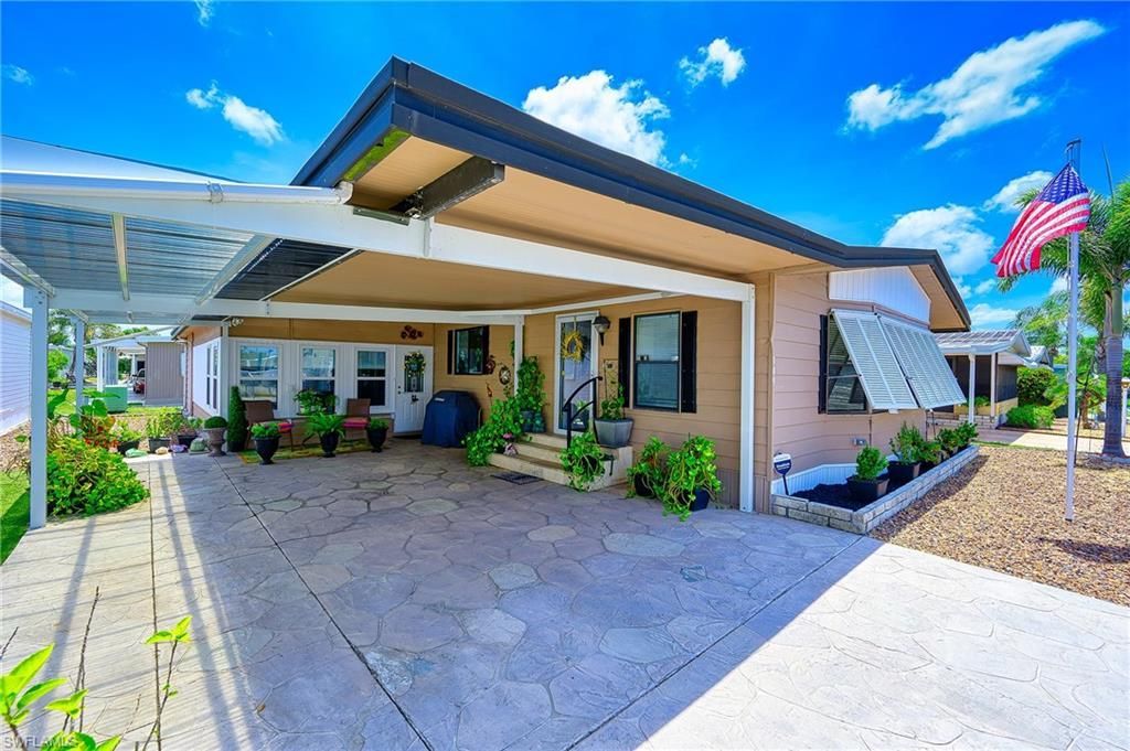 149 Kim Dr, Unit 149, Naples, FL 34104 Photo