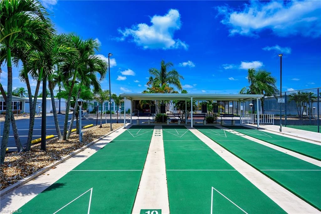 149 Kim Dr, Unit 149, Naples, FL 34104 Photo