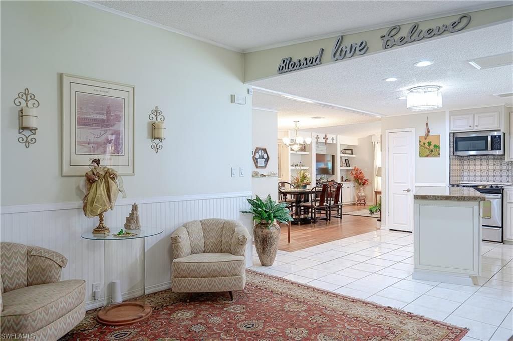 149 Kim Dr, Unit 149, Naples, FL 34104 Photo