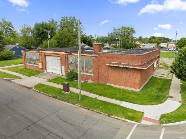 3719 W Western Avenue, South Bend, IN 46619