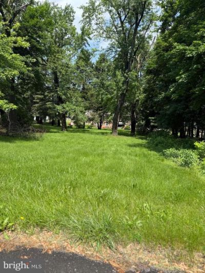 555 Highland Avenue, Milton, PA 17847 Main Photo