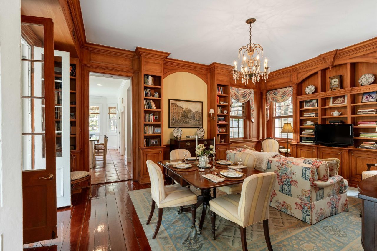 16 Trumbo Street Photo 11