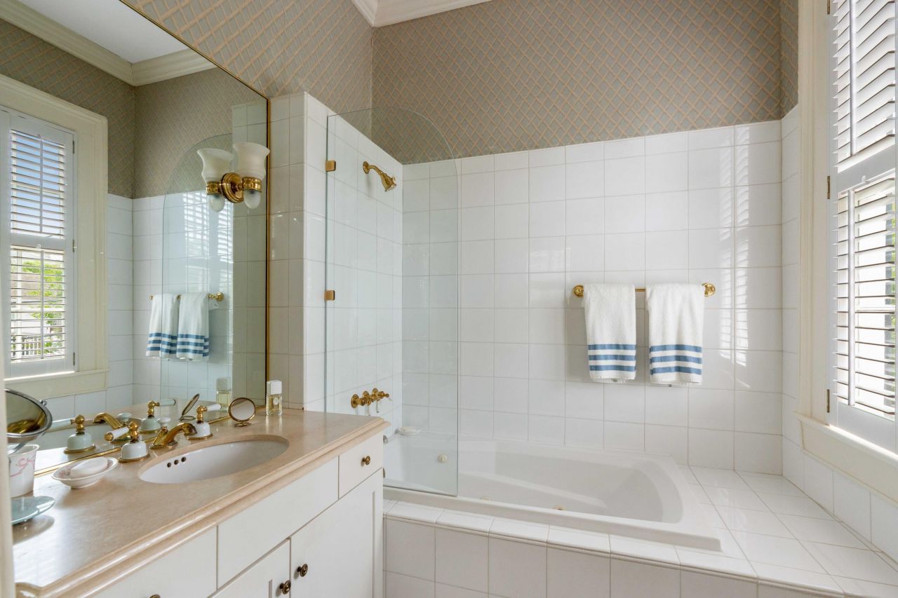 16 Trumbo Street Photo 27