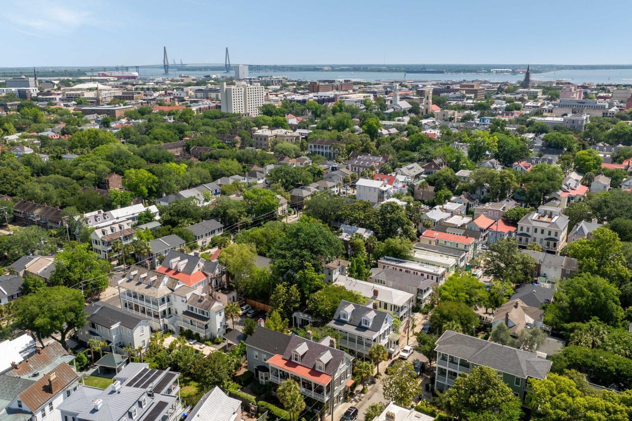 16 Trumbo Street Photo 52