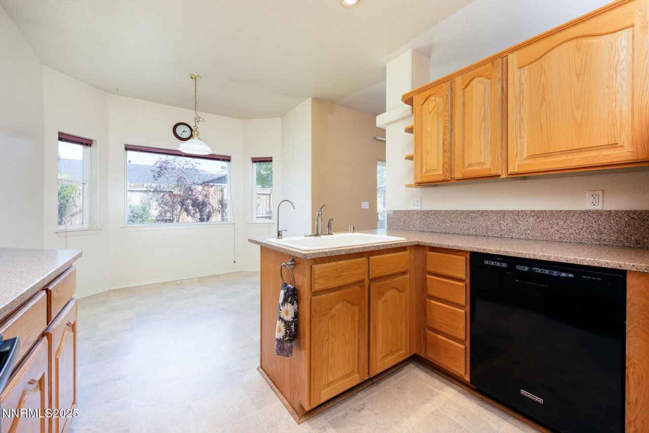 765 Sunnyside Court, Gardnerville, NV 89460 Photo