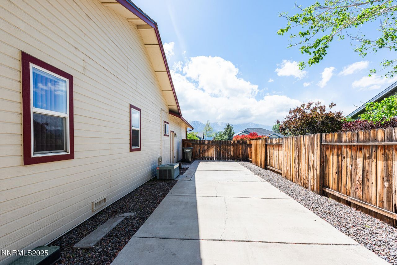 765 Sunnyside Court, Gardnerville, NV 89460 Photo