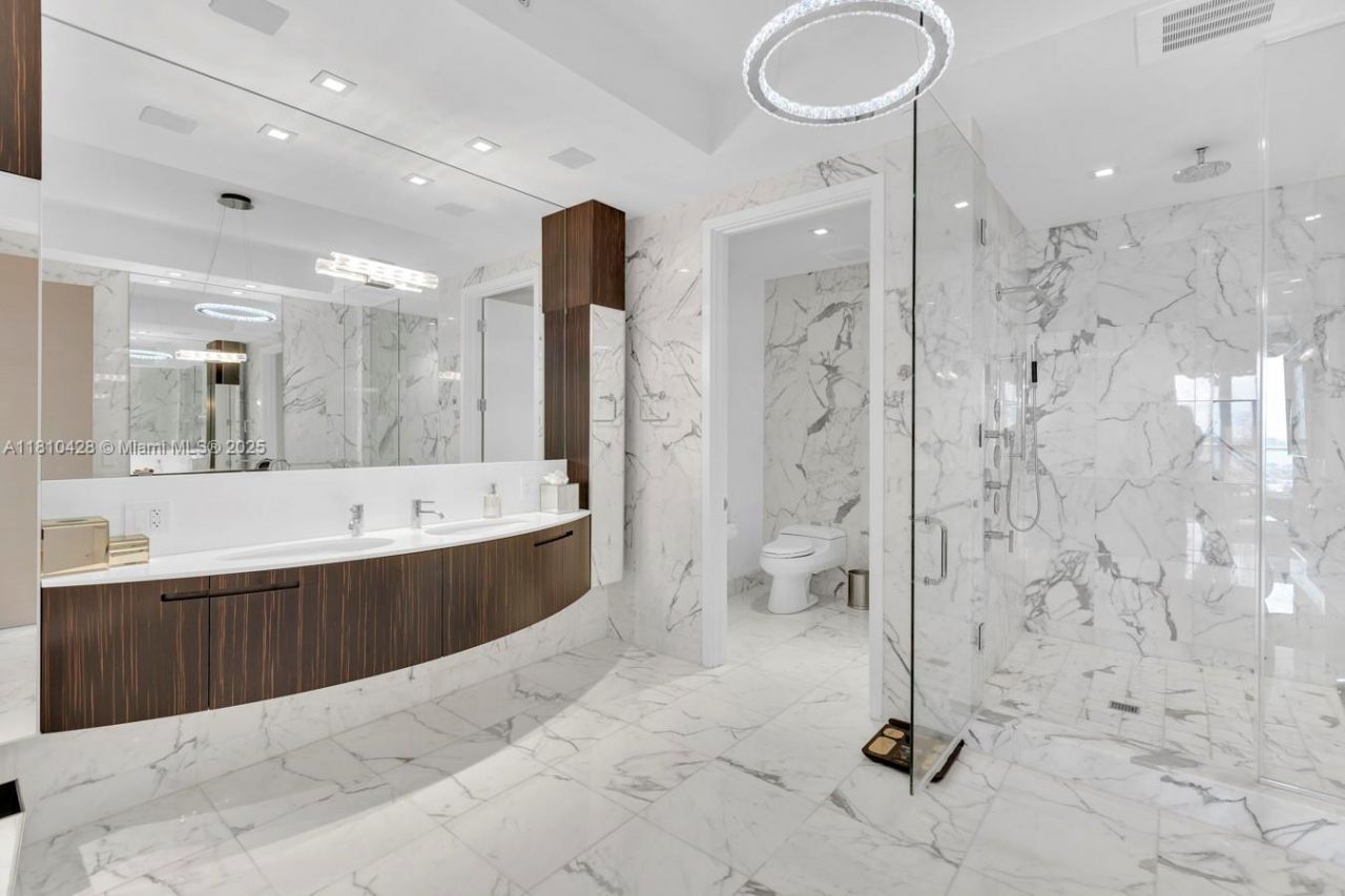 9701 Collins Ave, Unit 2403S, Bal Harbour, FL 33154 Photo