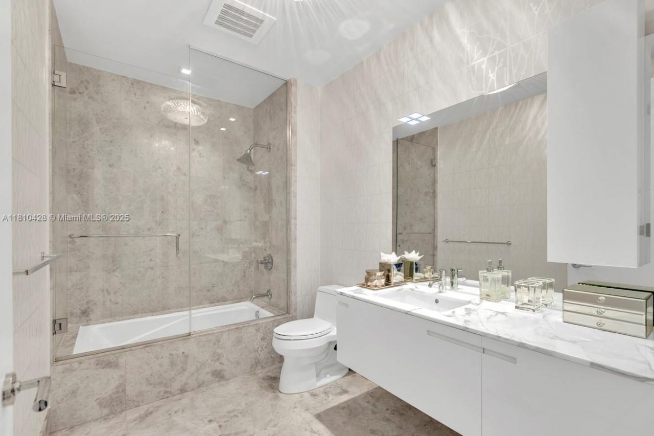 9701 Collins Ave, Unit 2403S, Bal Harbour, FL 33154 Photo