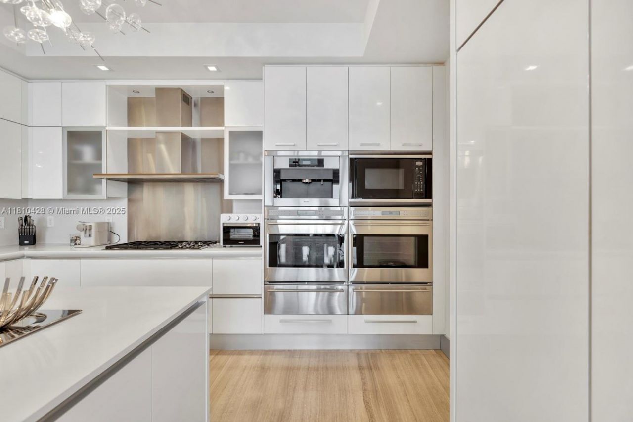 9701 Collins Ave, Unit 2403S, Bal Harbour, FL 33154 Photo