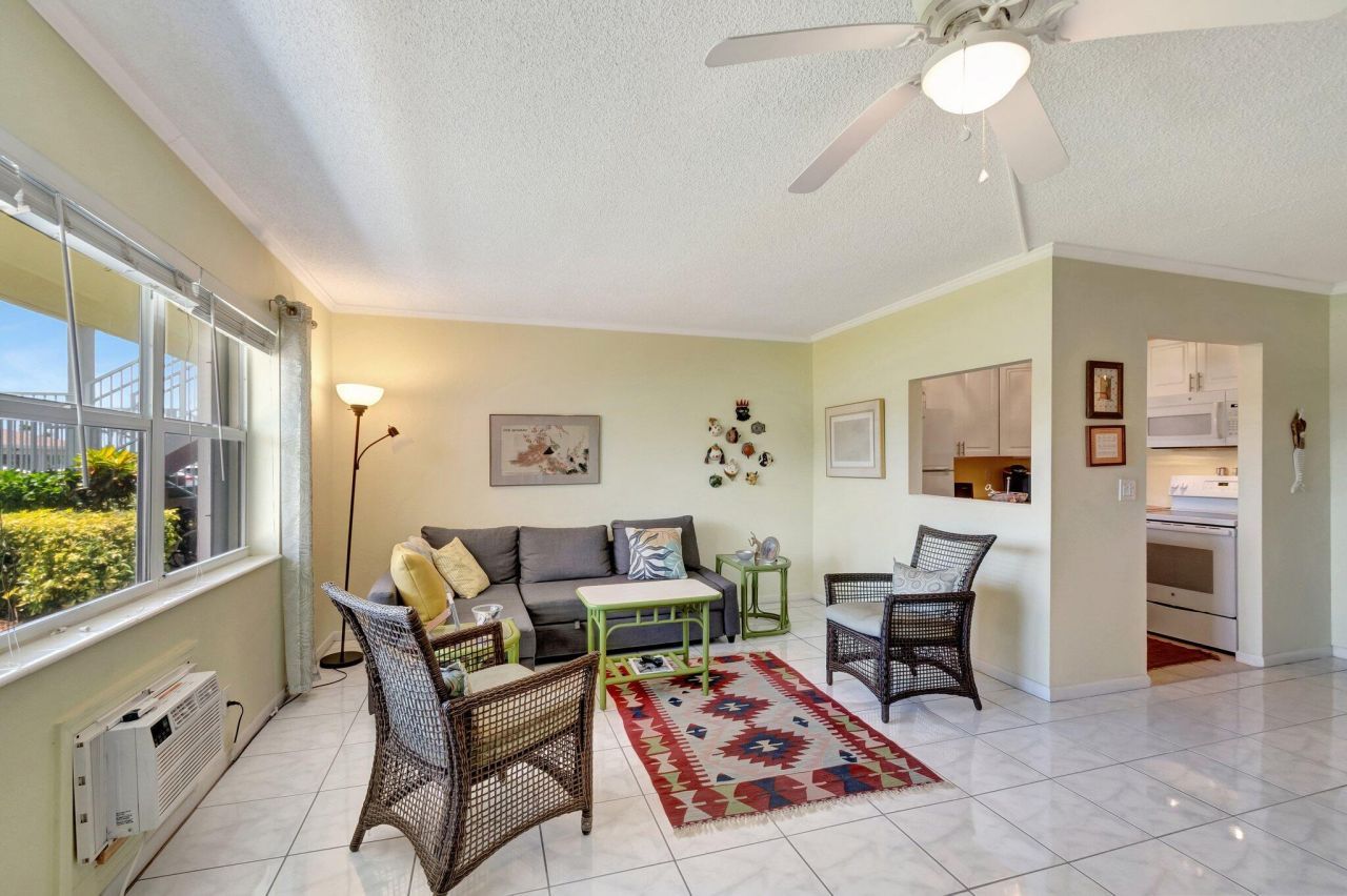 210 Horizons E, Unit 103, Boynton Beach, FL 33435 Photo
