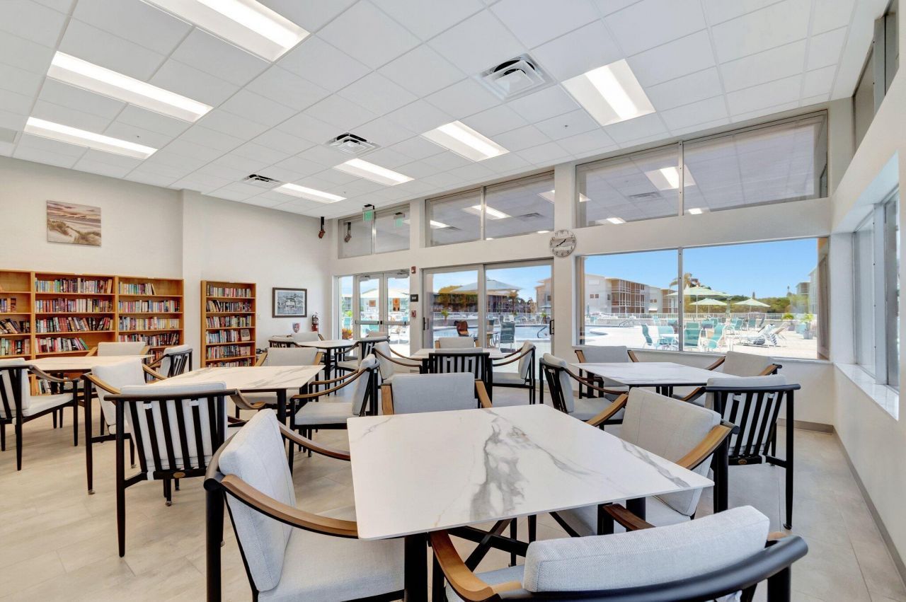 210 Horizons E, Unit 103, Boynton Beach, FL 33435 Photo