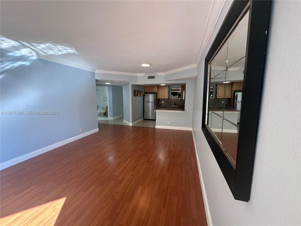 8290 Lake Dr, Unit 502, Doral, FL 33166 Photo