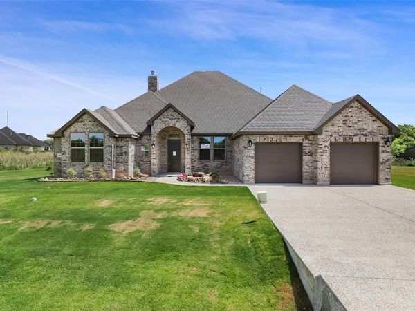 2404 Dartford Drive, Crowley, TX 76036