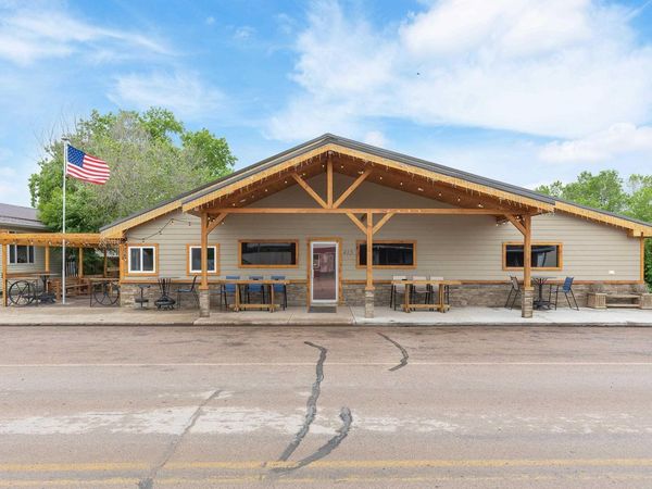 415 S A AVE, New Underwood, SD 57761