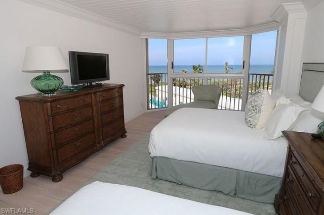 4041 Gulf Shore Blvd N, Unit 301, Naples, FL 34103 Photo