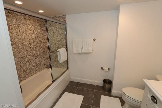 4041 Gulf Shore Blvd N, Unit 301, Naples, FL 34103 Photo