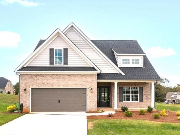 308 Grandworth Way, King, NC 27021