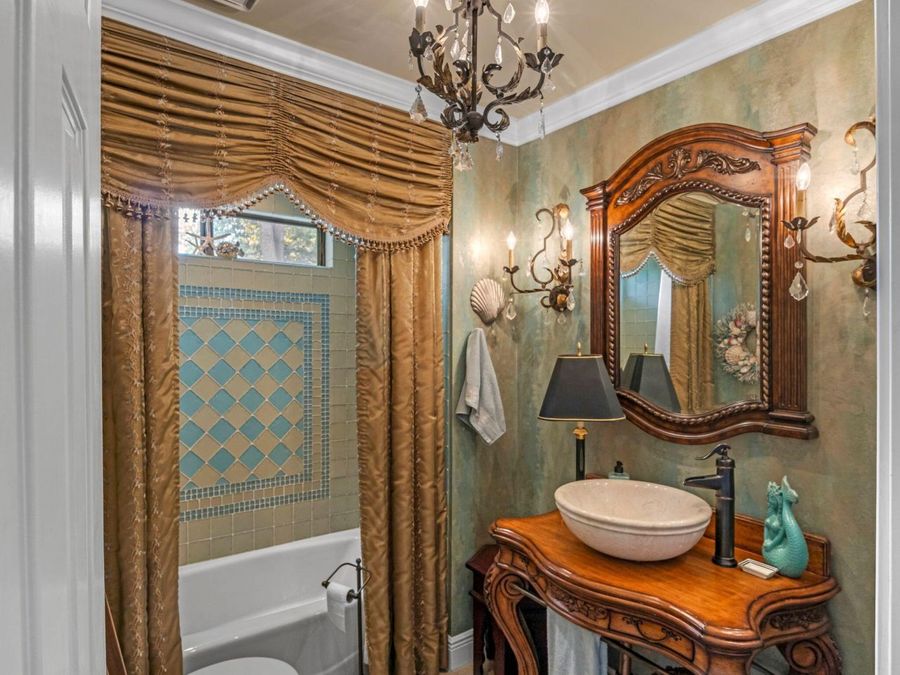 Property Image 129