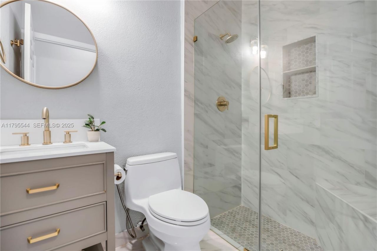 15862 SW 24th St, Miramar, FL 33027 Photo