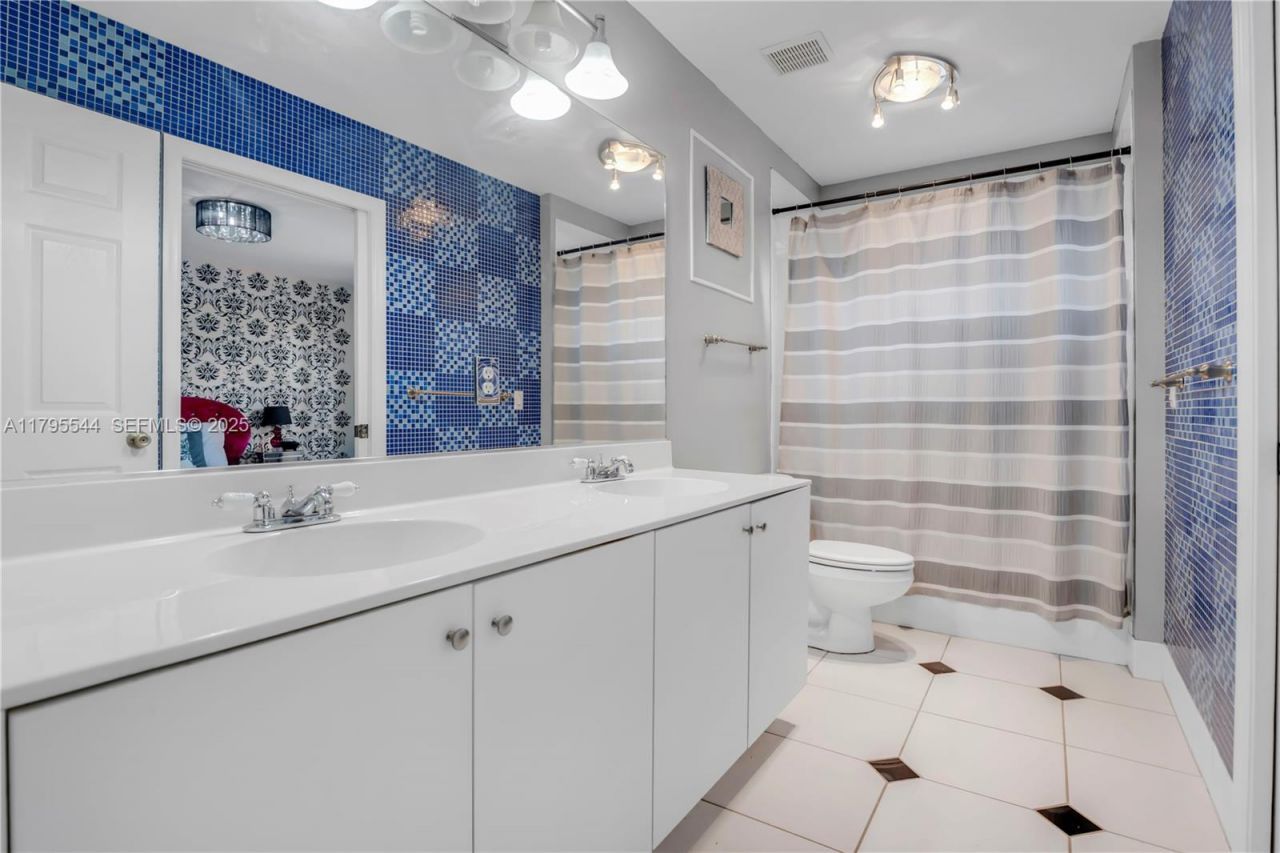 15862 SW 24th St, Miramar, FL 33027 Photo