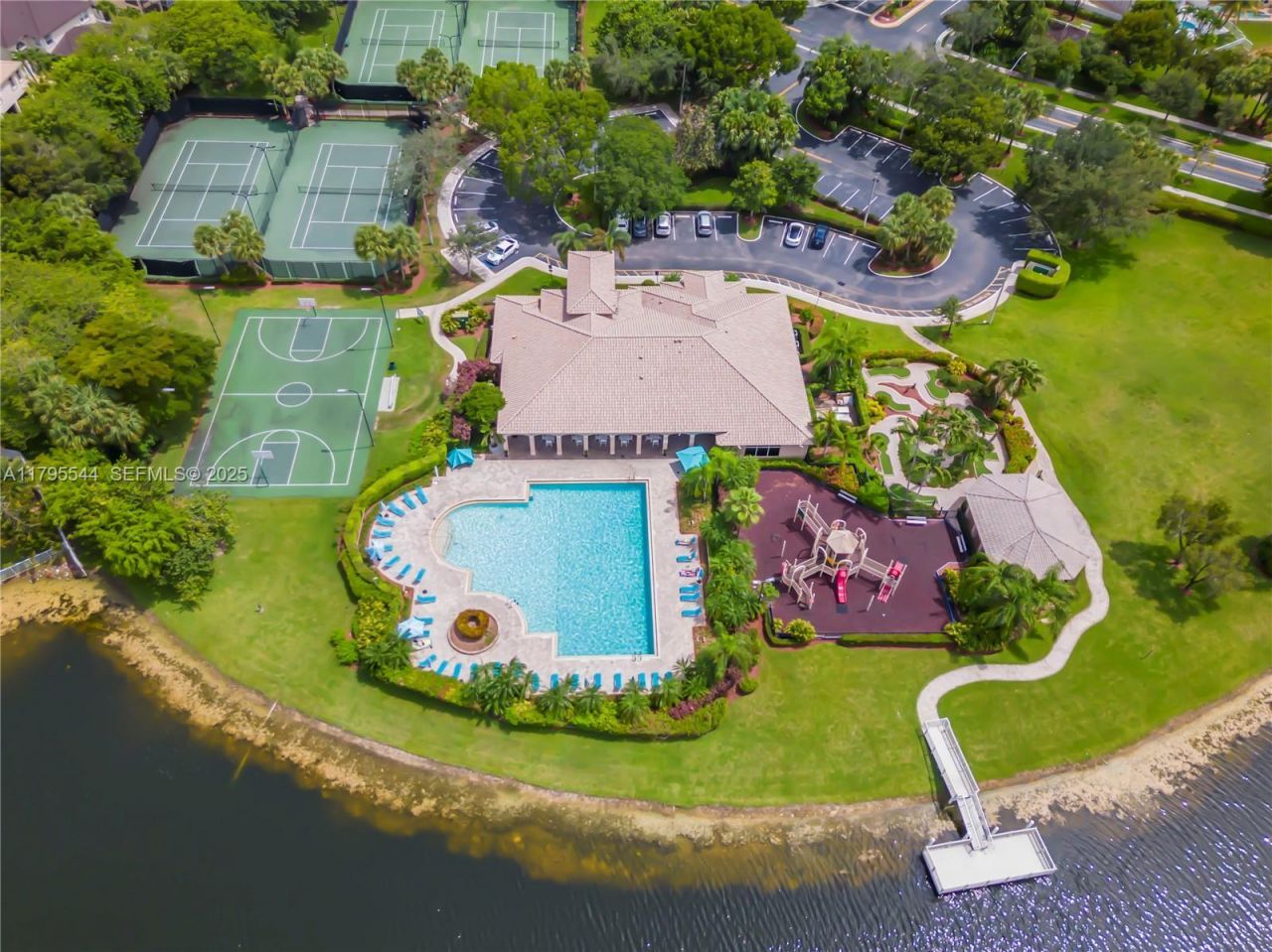 15862 SW 24th St, Miramar, FL 33027 Photo