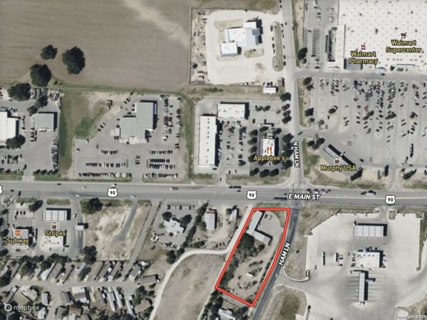 101 Ham Lane, Uvalde, TX 78801