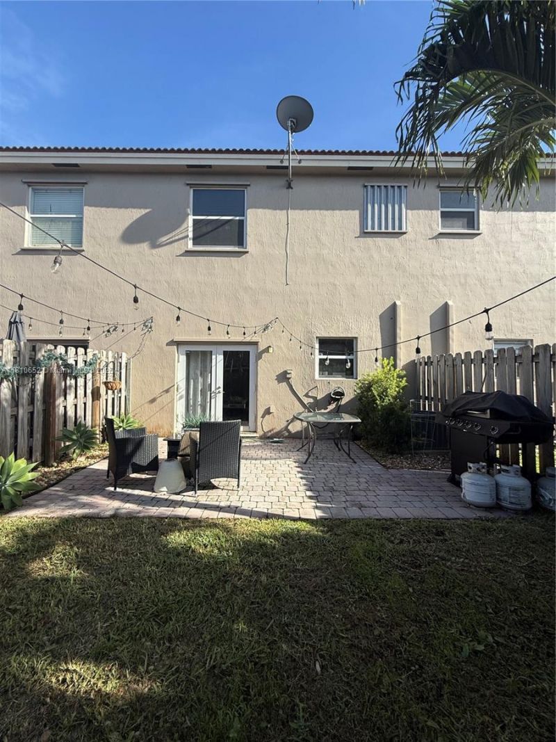 8875 SW 223rd Ln, Cutler Bay, FL 33190 Photo