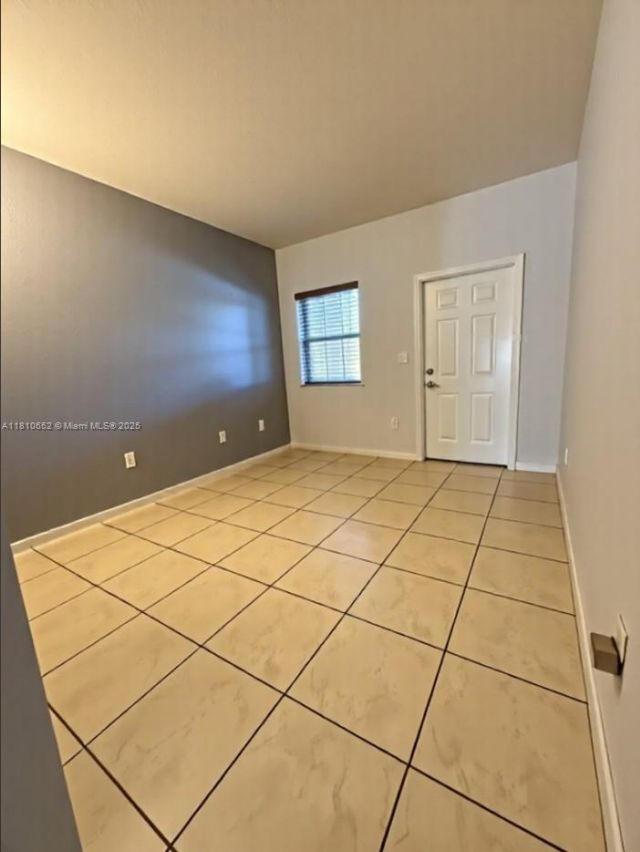 8875 SW 223rd Ln, Cutler Bay, FL 33190 Photo