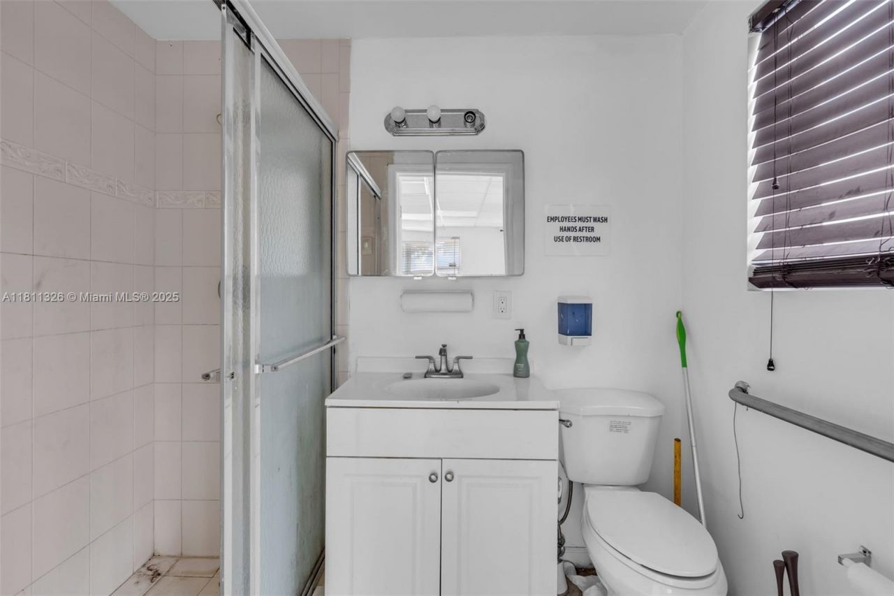 1226 NW 23rd Ave, Fort Lauderdale, FL 33311 Photo