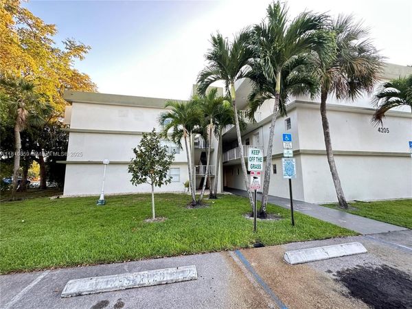4205 N University Dr, Unit 308, Sunrise, FL 33351